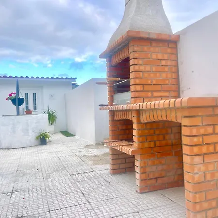 Nyaraló Neto Pinto - Casa De Ferias / Fins De Semana. Lourinhã