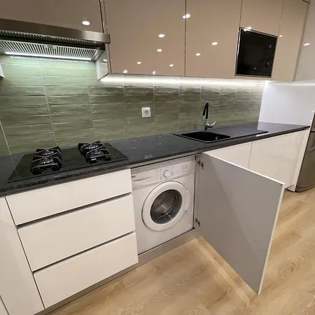 Neto Pinto - Casa De Ferias / Fins De Semana. Lourinha (Lisbon)