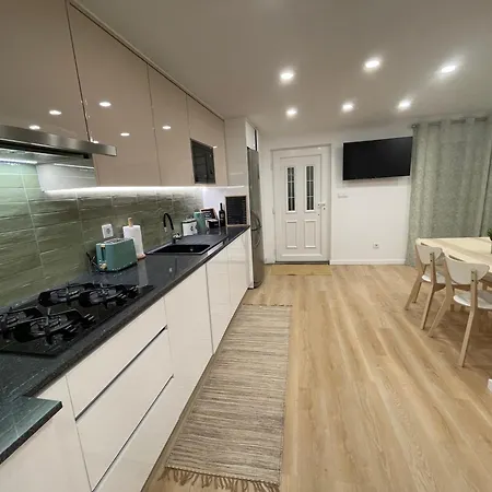 Neto Pinto - Casa De / Fins De Semana. Lourinhã