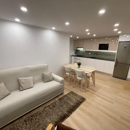 Neto Pinto - Casa De Ferias / Fins De Semana.