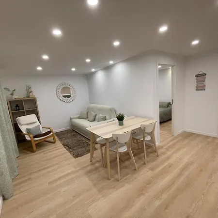 Neto Pinto - Casa De Ferias / Fins De Semana. *